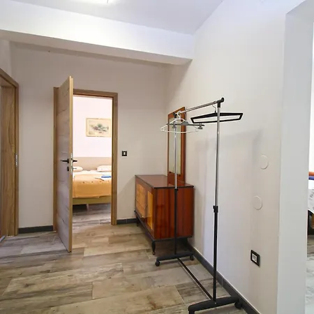 Апартаменти Antica *