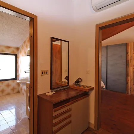 Antica Διαμέρισμα Πούλα