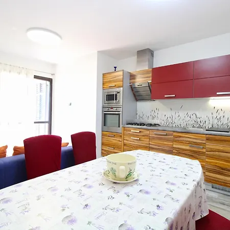 Antica Apartamento Pula